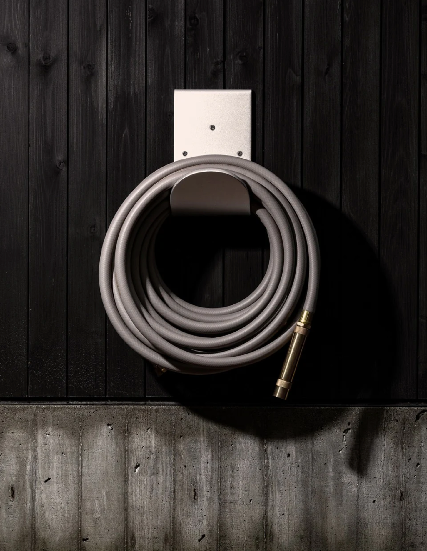 Aluminum Hose Hanger