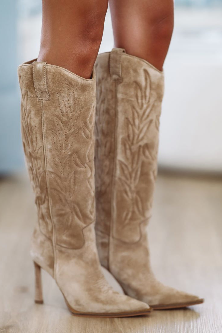 Kinzee Western Boot by Steve Madden - Chestnut Suede