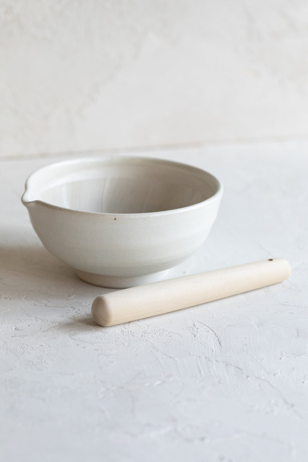 Cream Ceramic Mortar and Pestle Set