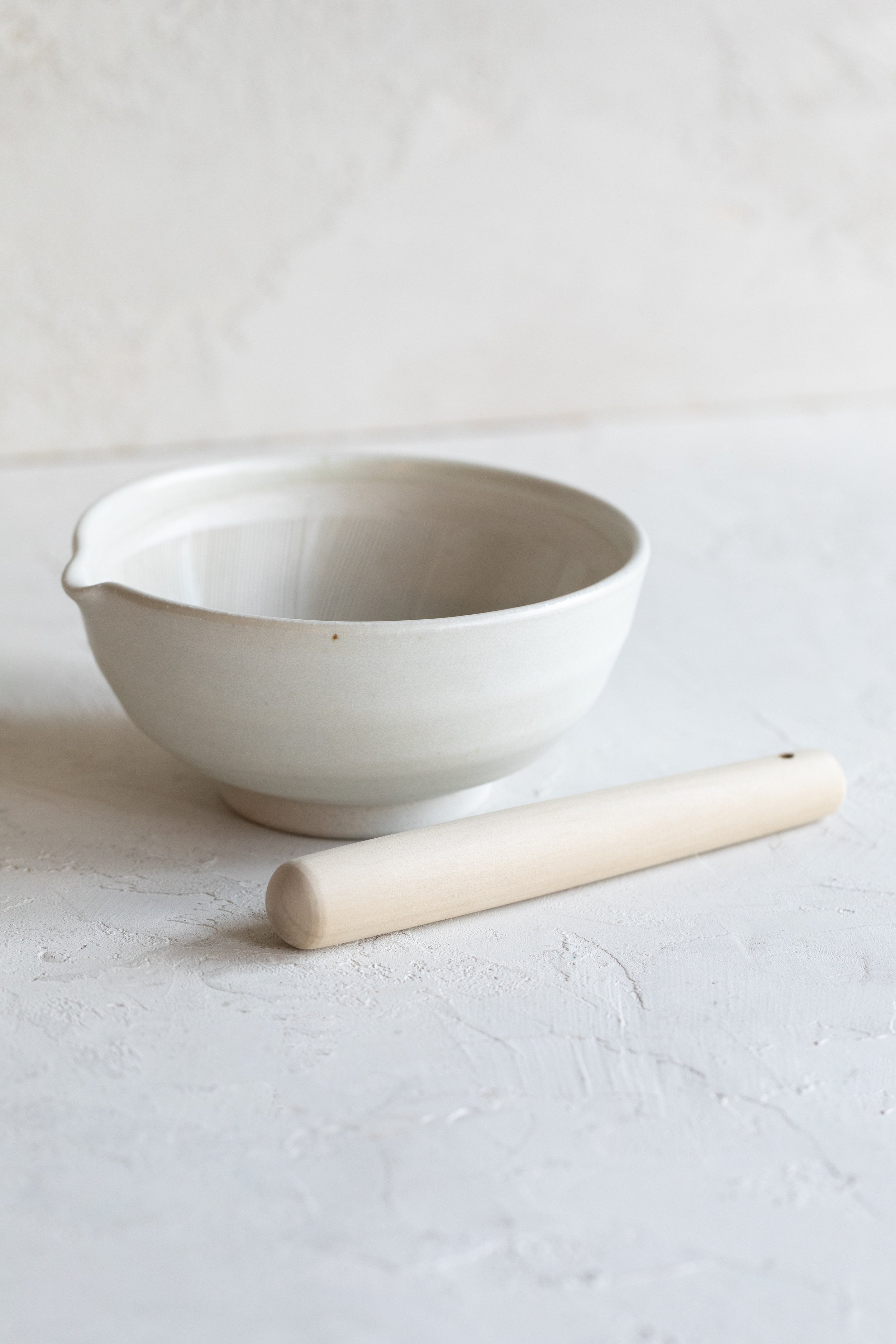 Cream Ceramic Mortar and Pestle Set