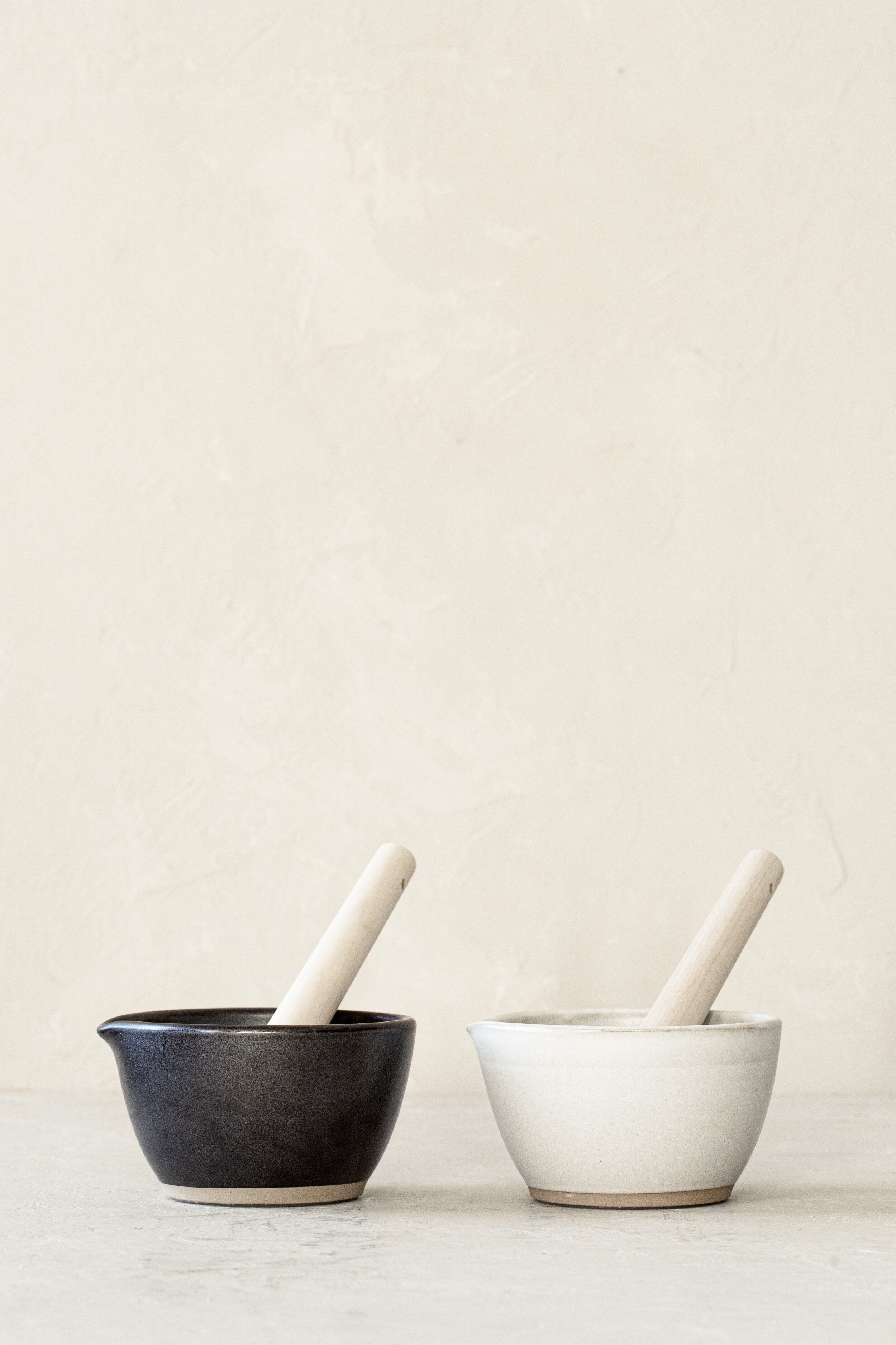 Black Japanese Mortar and Pestle